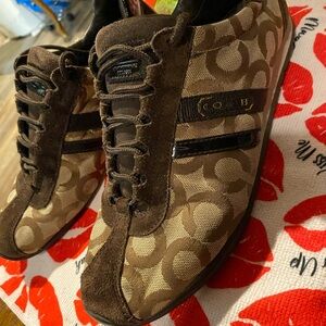 Kathleen Brown Suede Coach Shoes Sz 9